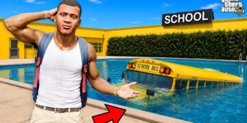 GTA V : Franklin Tried to Escape School by Driving Into a Lake ! in Telugu