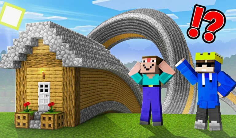 What’s Inside the LONGEST SCARY HOUSE in Minecraft ?