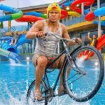 Franklinâs Craziest Waterslide Day 2